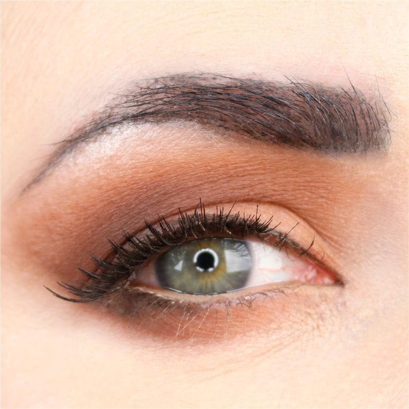 Best Ways to Apply Loose Eyeshadow