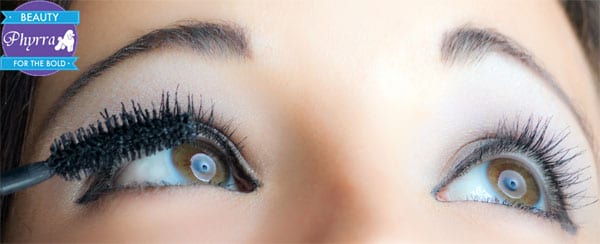 Makeup Tip! Don't apply mascara to your lower lashes