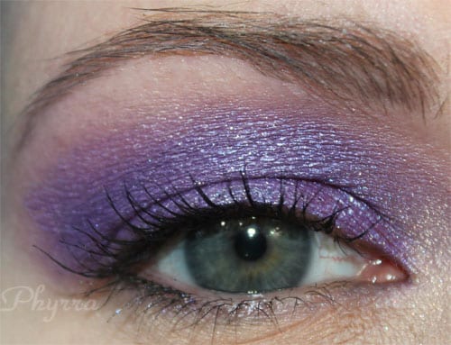 Winter Beauty Trend Metallic Purple Eyes