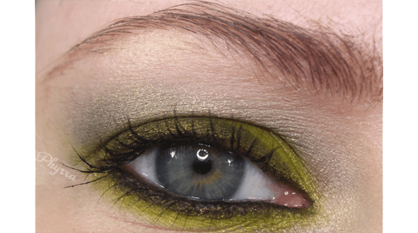 Urban Decay Eletric Thrash Cobra Tutorial