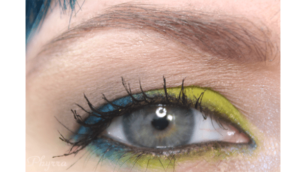 Urban Decay Electric Palette Look