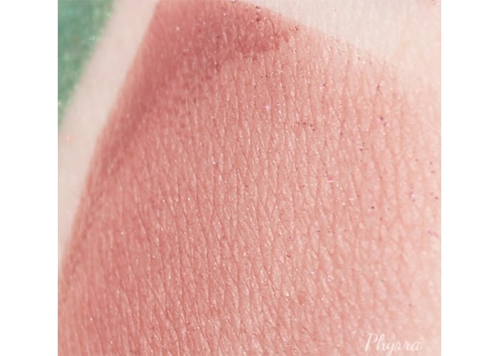 Fyrinnae Saharan Princess Swatch