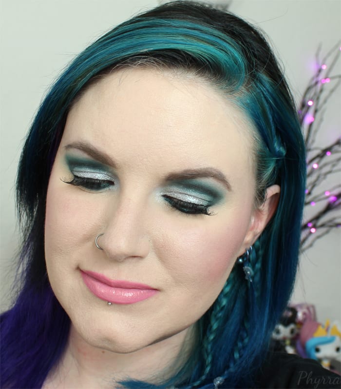 Dramatic Teal Cut Crease Tutorial