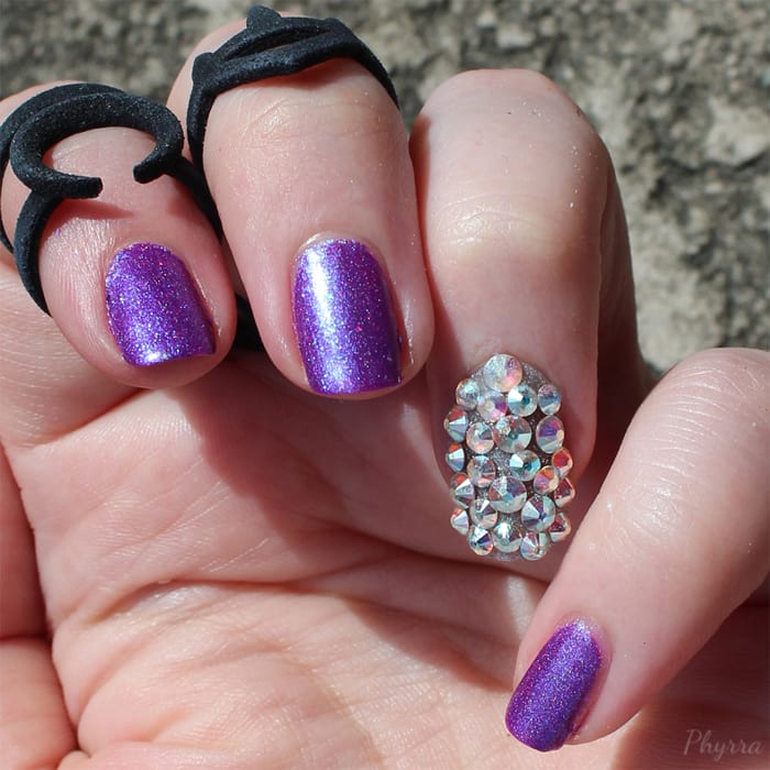 Girly Bits Defying Gravity Mani with Rogue & Wolf Jewelry and Static Nails