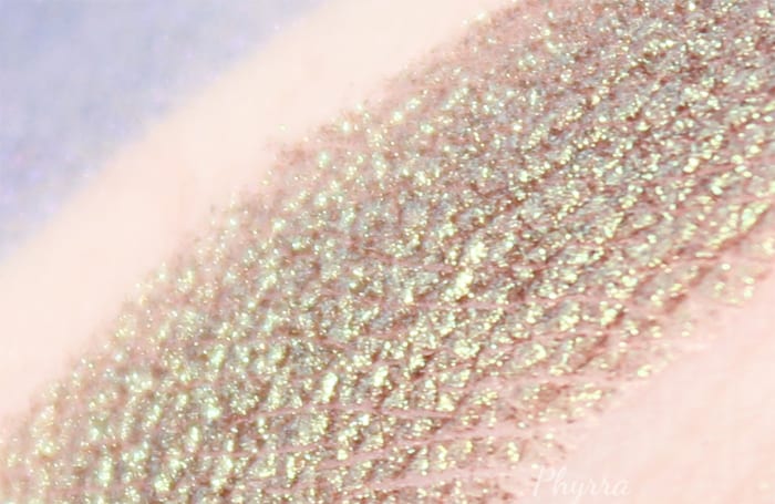 Fyrinnae Incubus swatch