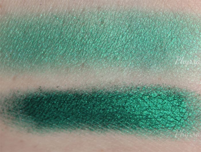 Kat Von D Metal Crush Eyeshadow in Iggy Swatch