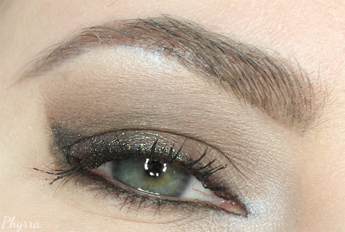 What is my eye shape? How do I fix my winged liner so that it's visible  when my eyes are open? : r/MakeupAddiction