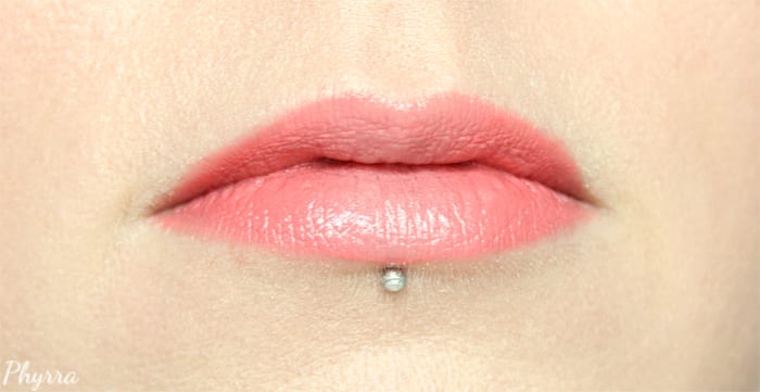 Fyrinnae Elven Lipstick with OCC Pris RTW at center of lips
