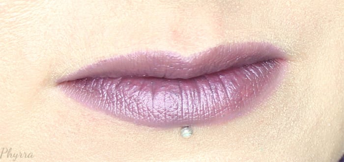 Fyrinnae Misfit Lipstick Swatch