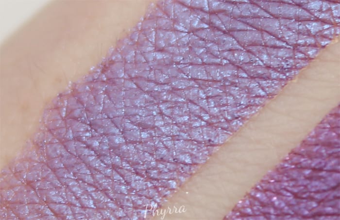 Urban Decay Omen Swatch