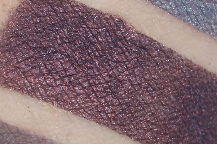 Aromaleigh Sthenno swatch