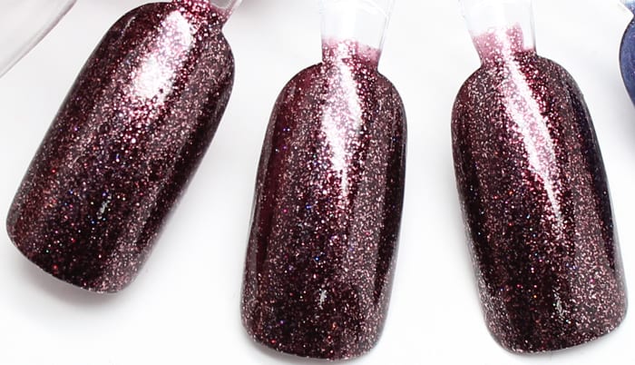 KBShimmer Yule Worthy swatch