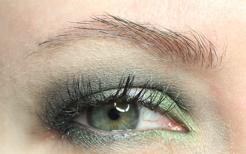 Honest Beauty Forest Green Look