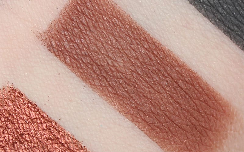 Natasha Denona 70P Cool Plum swatch