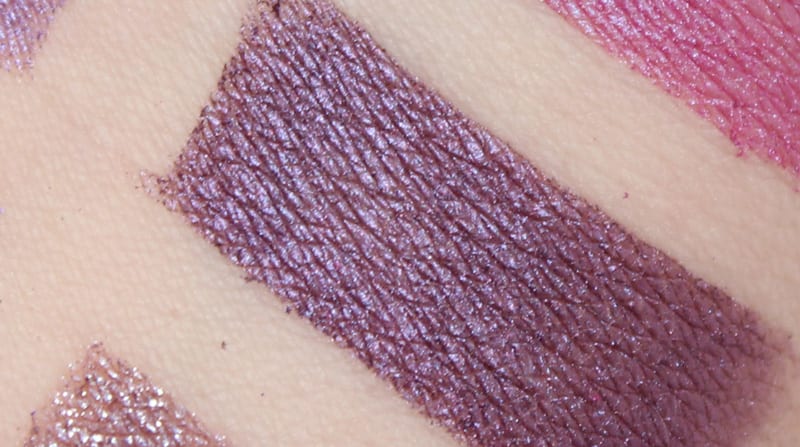 Urban Decay Psychedelic Sister swatch