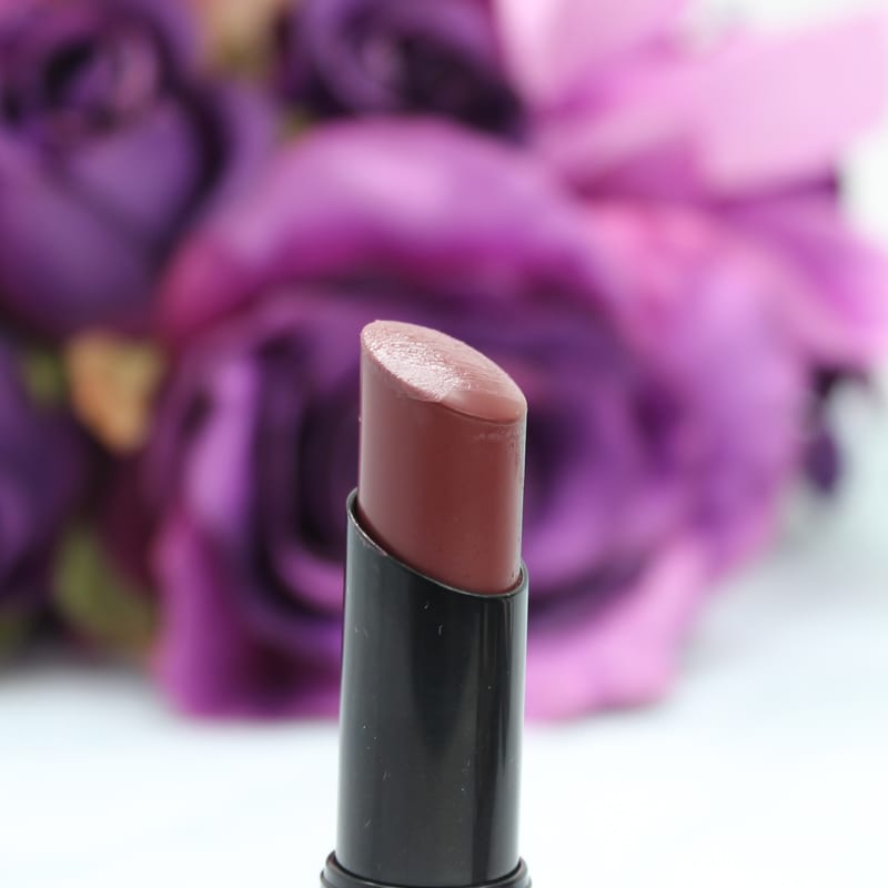 bareMinerals Gen Nude Radiant Lipstick in Queen