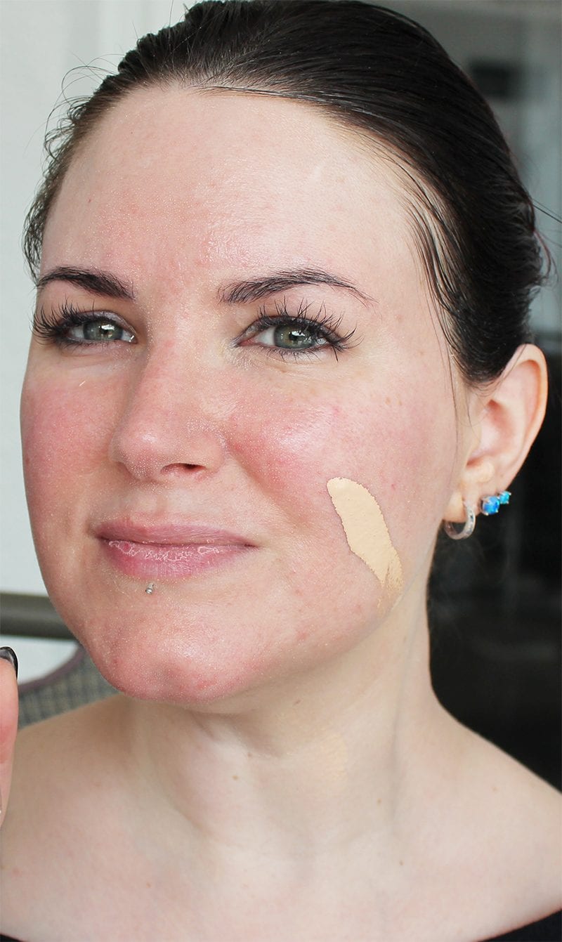 100% Pure Bamboo Blur Tinted Moisturizer in Creme swatch