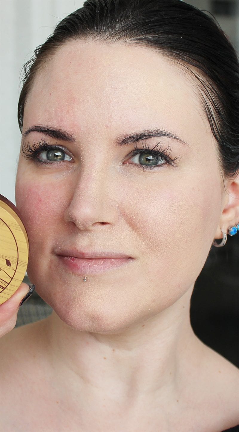 Tarte Amazonian Clay Airbrush Powder Foundation in Fair Honey