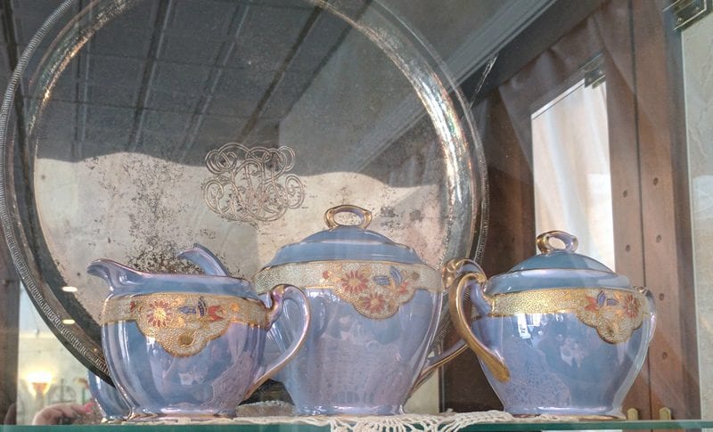 Pearlized Blue Tea Set