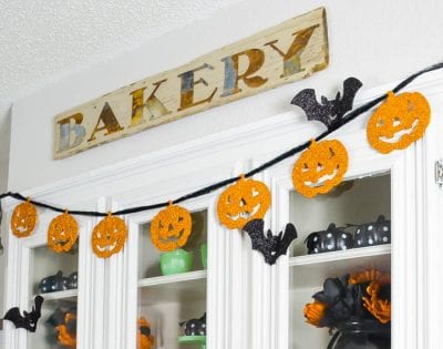 Budget-Friendly Halloween Decor by I Should Be Mopping the floor