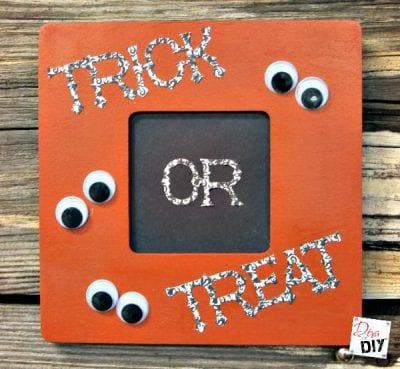 EASY DIY Halloween Frame by Diva of DIY