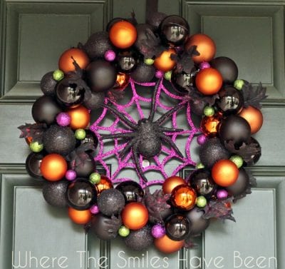 DIY Halloween Wreaths - Halloween Ornament Wreath by 