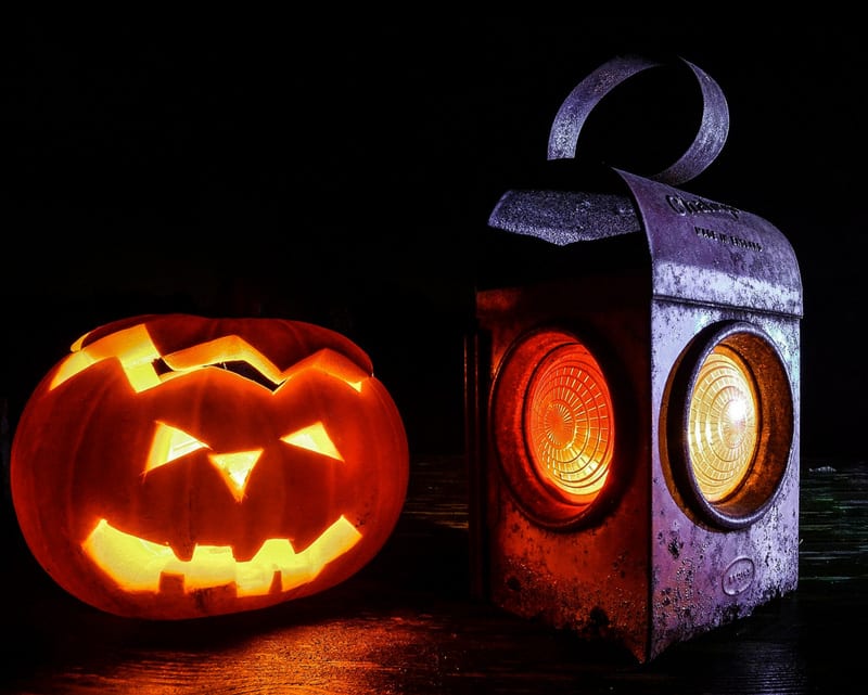 15 Spooky Halloween Decorations to Turn Your Home into a Haunted House
