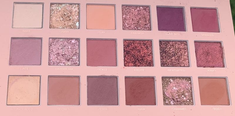 Huda Beauty the New Nude Palette