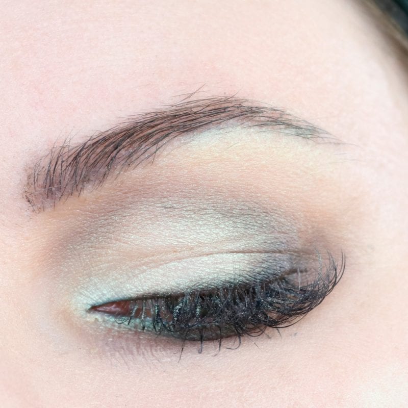 Subtle Green Fall Makeup Look, Alicia P.'s (sparkandchemistry) Photo