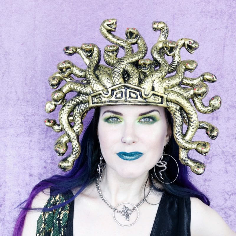 Serpentine Dreams: Medusa Costume Tutorial for Halloween