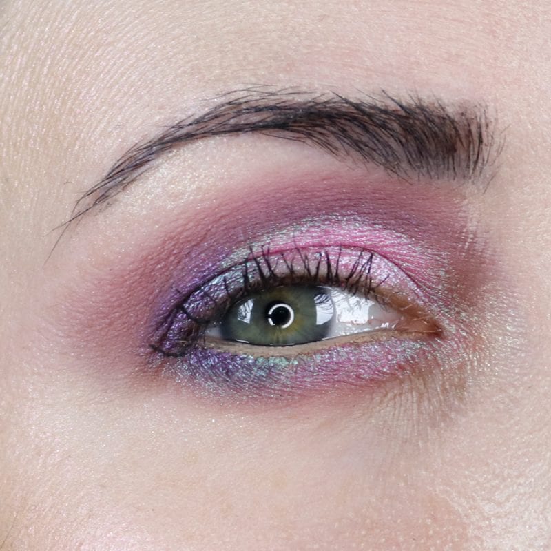 Fyrinnae Alpenglow and Idolize duochrome eyeshadows