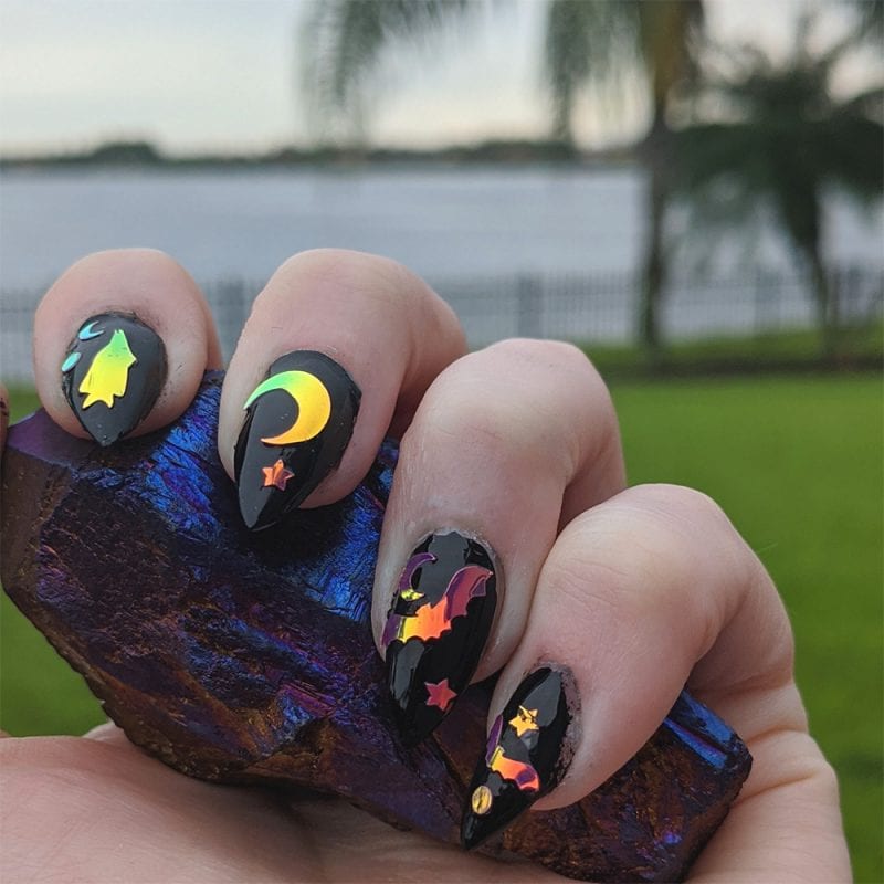 short witchy nails