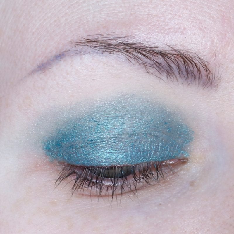 Covergirl Exhibitionist Luminati Lid Paint in Night Night Swatch