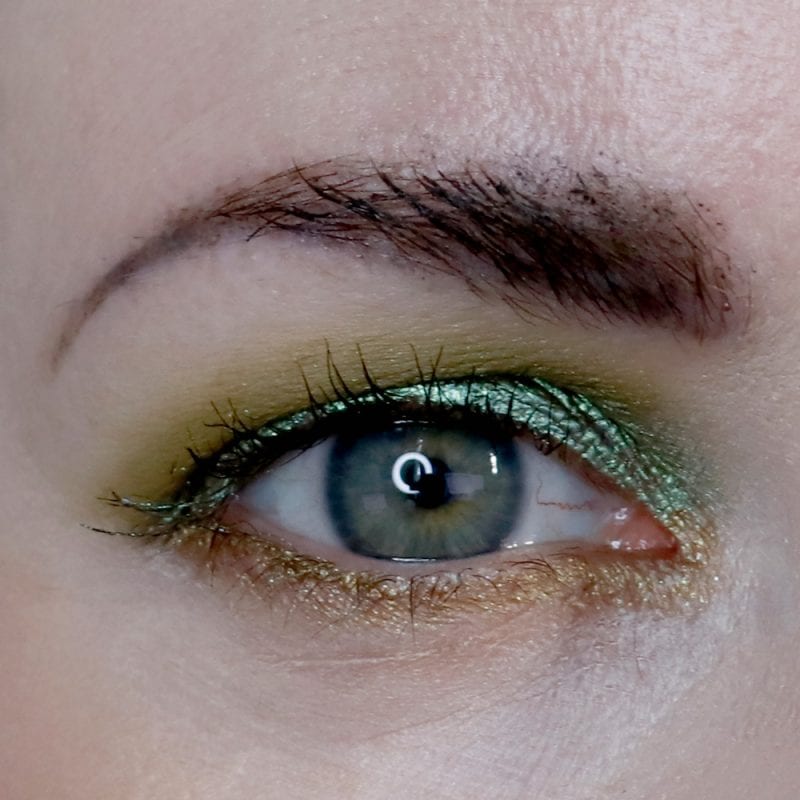 Green Makeup on Hooded Eyes
