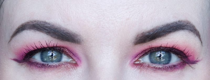 Bold Makeup Hooded Eyes