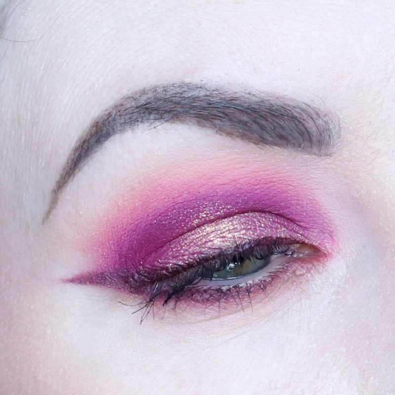 Bold Pink Makeup