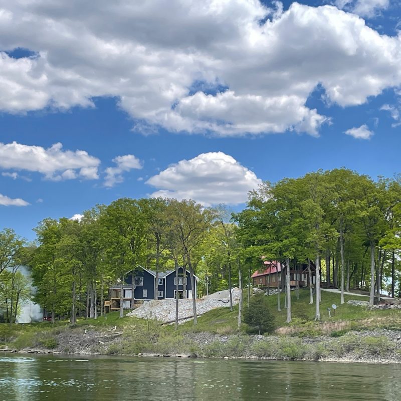 Raccoon Lake Houses