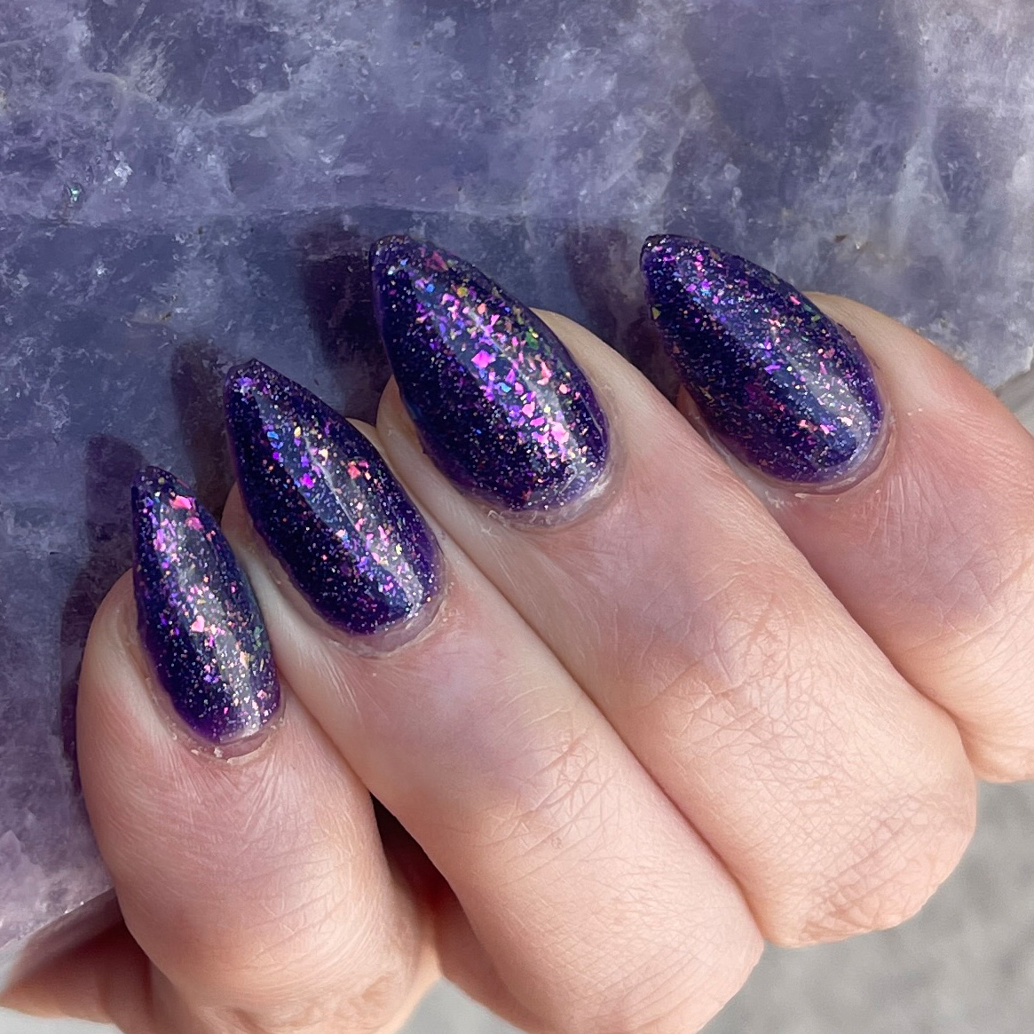 65 Winter Nail Ideas You'll Want to Copy in 2023 | Glamour