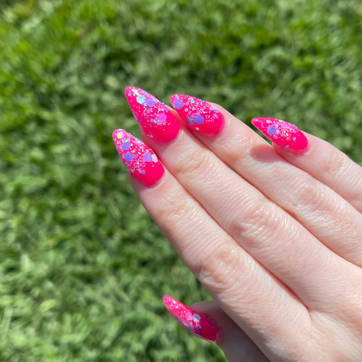 Neon Pink Spring Glitter UV Reactive Mani Inspiration