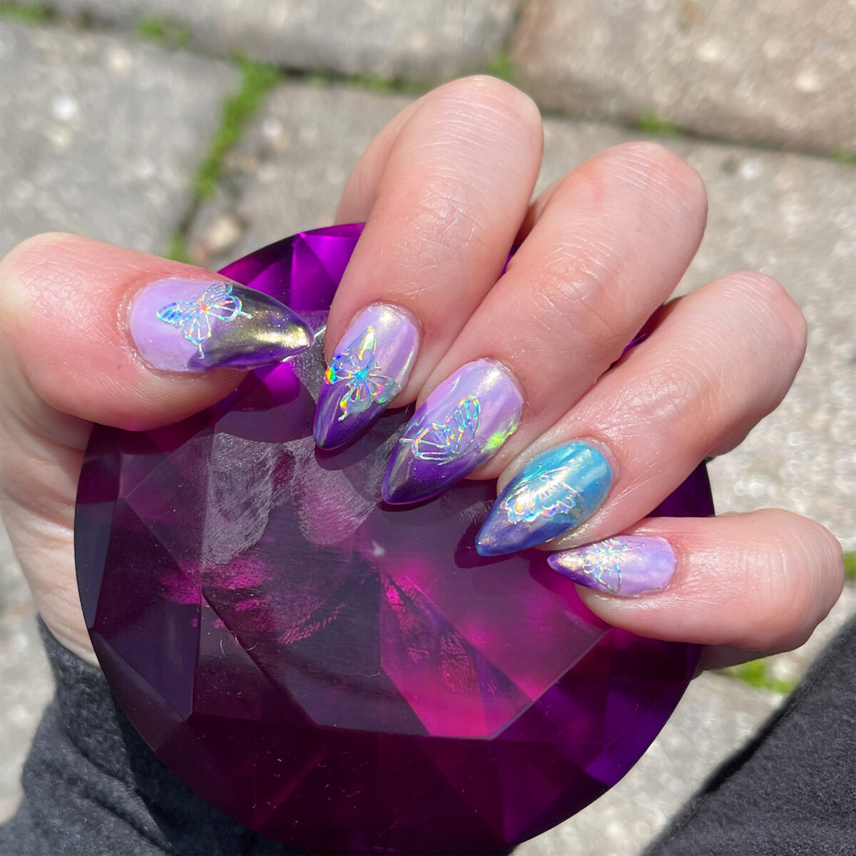 Iridescent Glazed Mani How-To