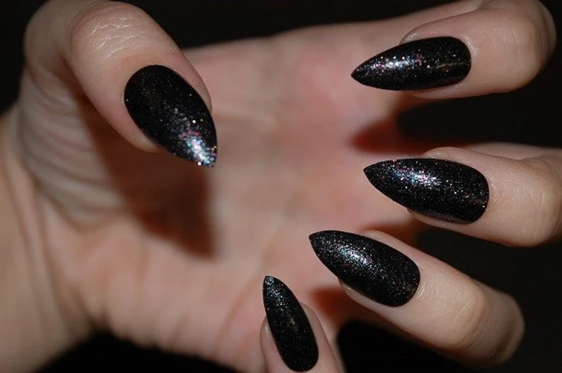 15 Gothic Black and Stiletto Nail Ideas and Inspirations