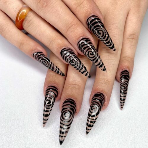 15 Gothic Black and Stiletto Nail Ideas and Inspirations