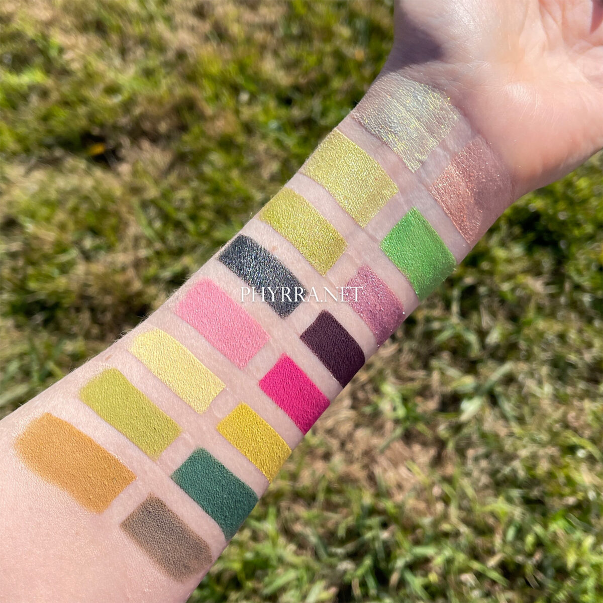 Hela Palette swatches on very fair skin