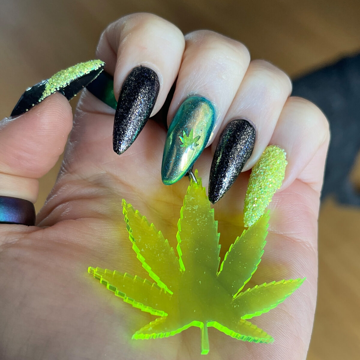 Simple stoner deals nail designs