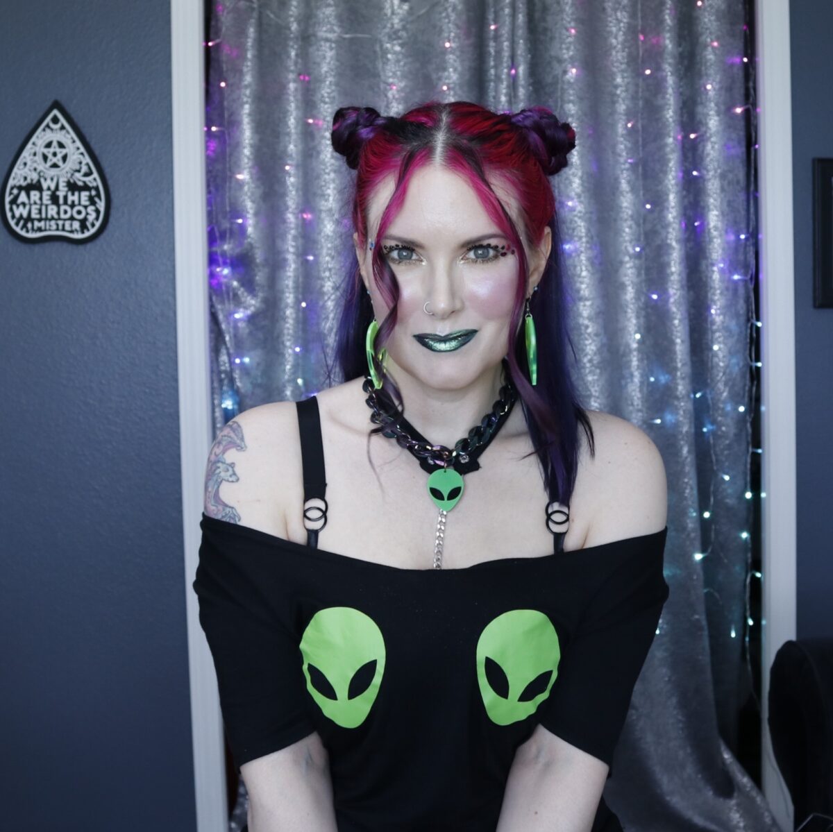 Double Alien Head Crop Top with Choker for Festival Fashion