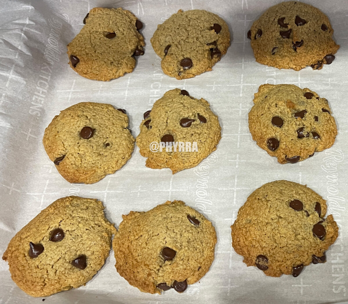 Chocolate Chip Cookies that are gluten free, low carb, and low sugar