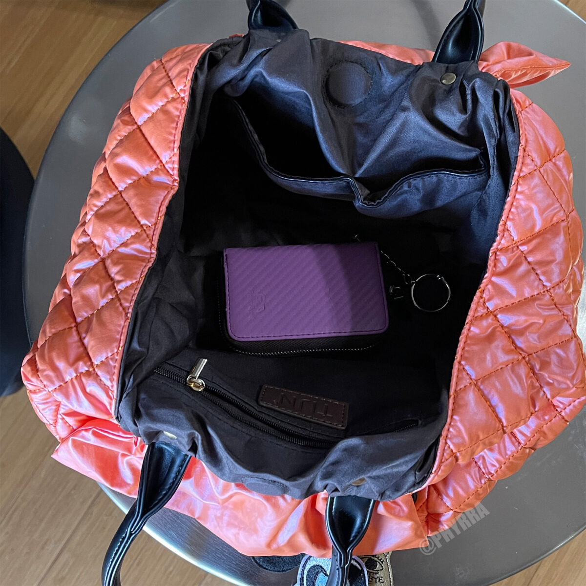 Inside the TIJN Harlow Bag that reminds me of pumpkin taffy