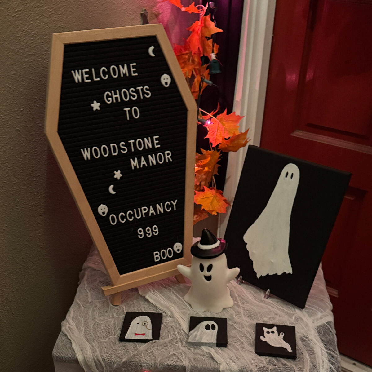 Ghosts Woodstone Manor Halloween ghost party decor