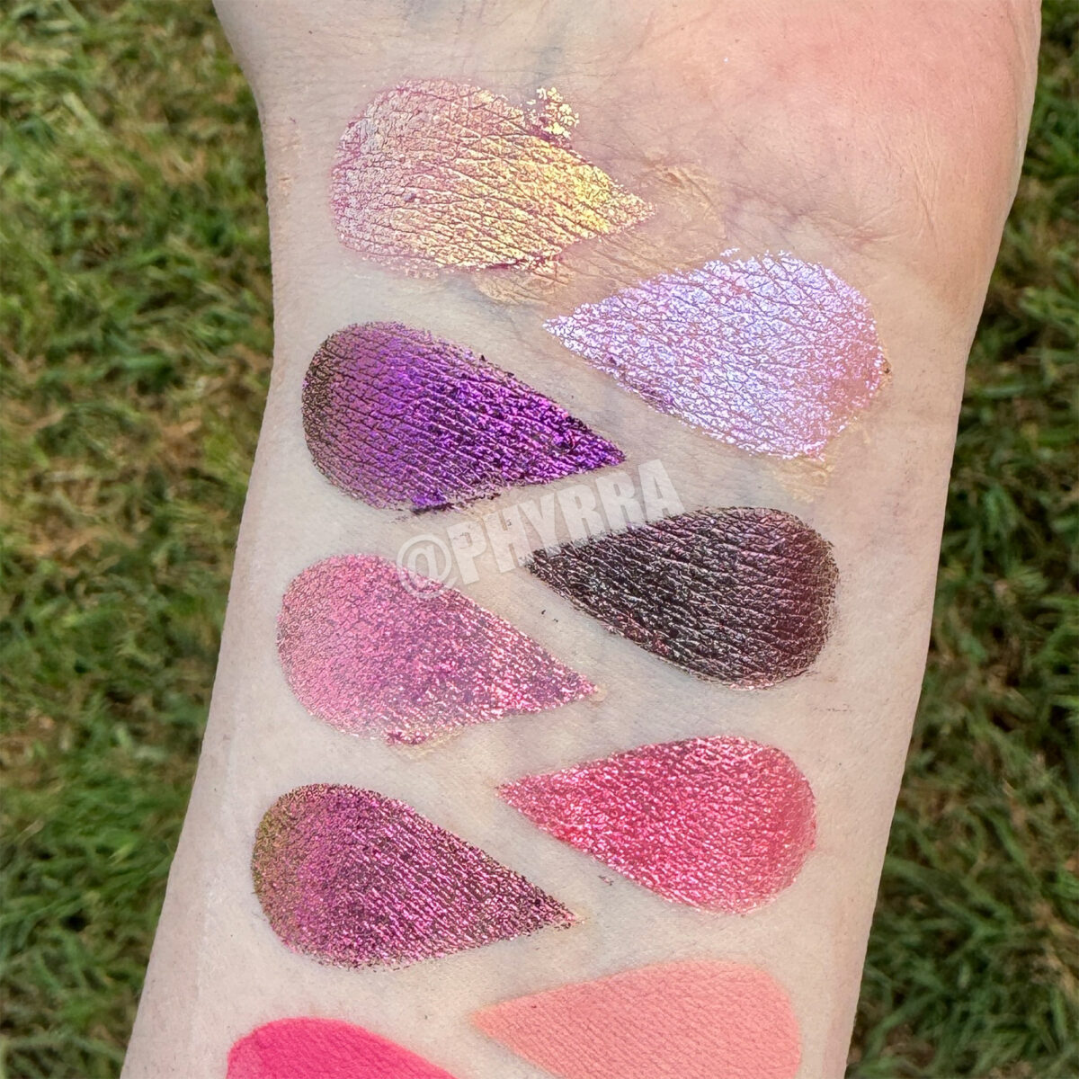 Dead Roses Multichromes and Shimmer eyeshadows swatched