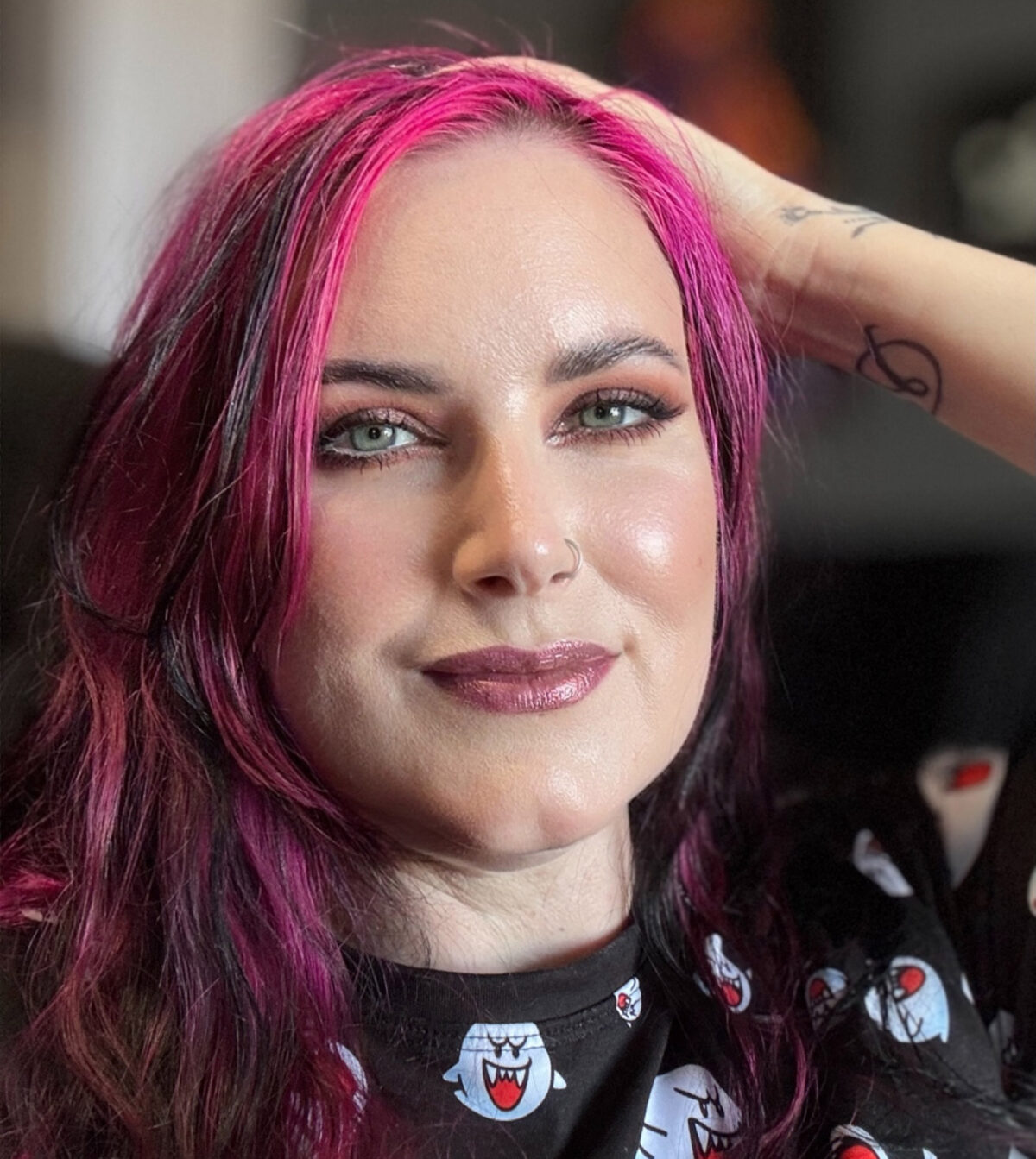 Neutral warm makeup on very fair neutral cool skin